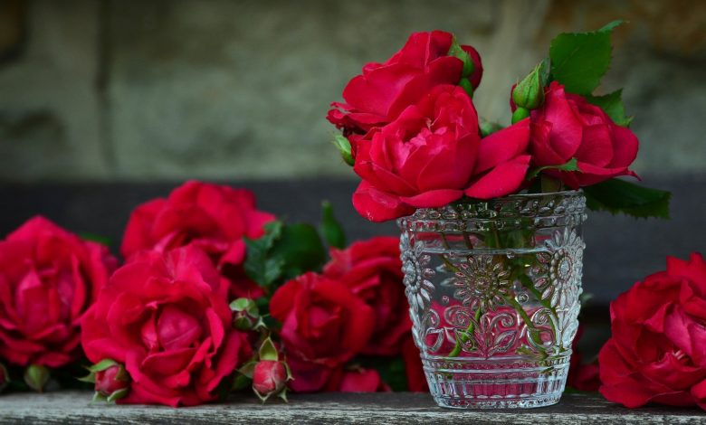TOP 5 FLOWERS USED FOR MAKING PERFUMES