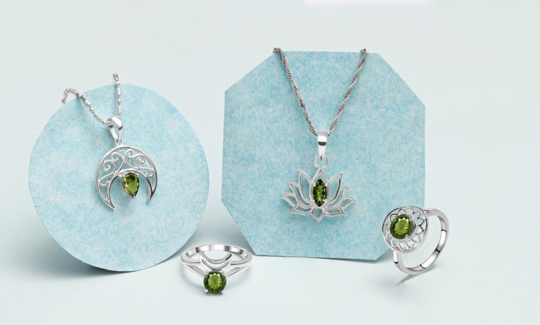 What all you should know about the Moldavite jewelry before buying it - Rananjay Exports